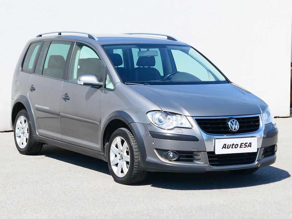 Volkswagen Touran 2.0 TDi 