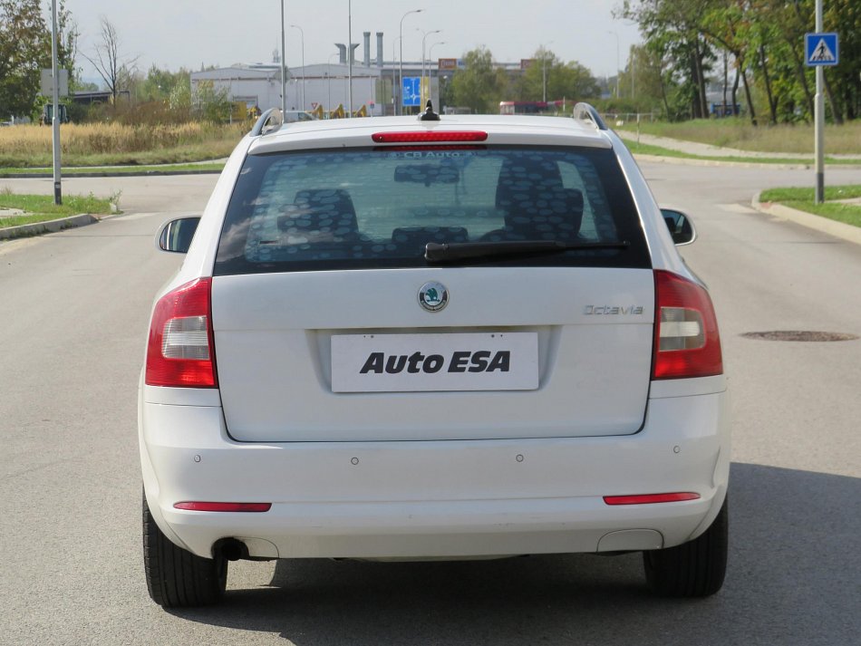 Škoda Octavia II 1.6TDi Elegance