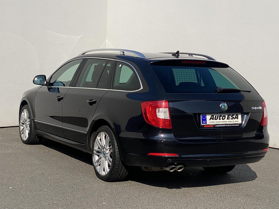 Škoda Superb II 2.0TDi Elegance 4X4