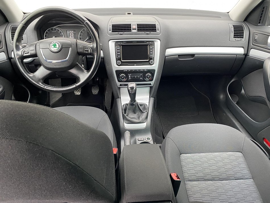 Škoda Octavia II 1.6 TDi Ambiente