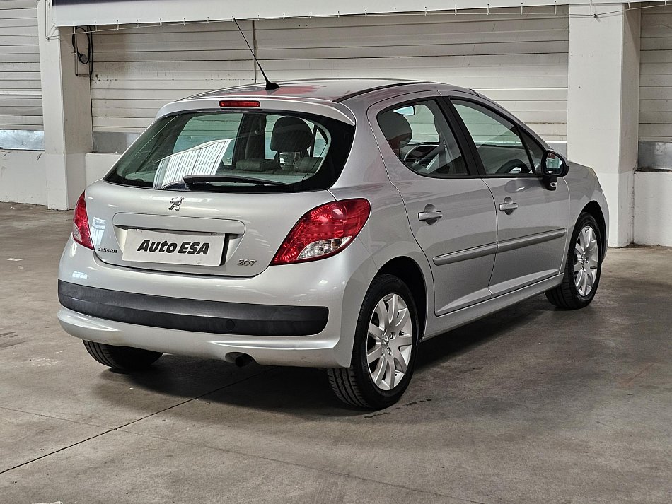 Peugeot 207 1.6VTi 