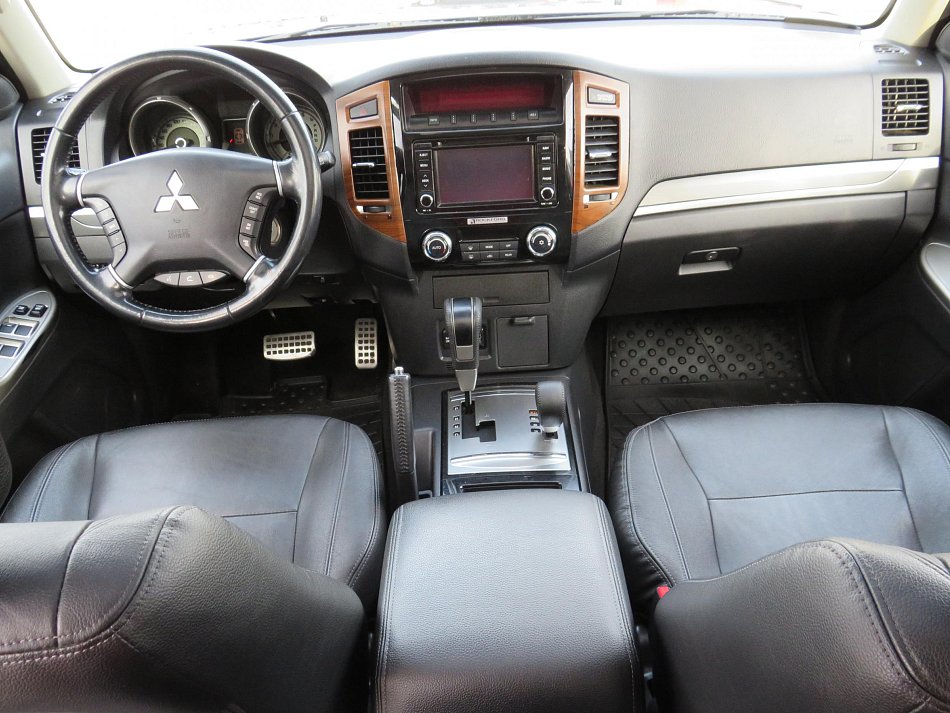 Mitsubishi Pajero 3.2Di-D  4x4