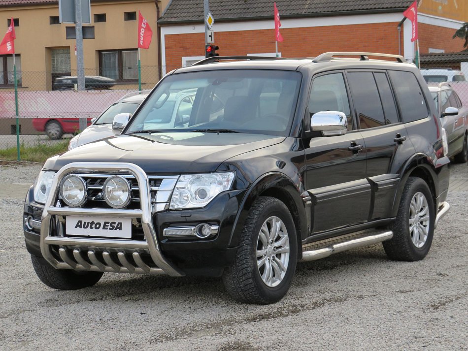 Mitsubishi Pajero 3.2Di-D  4x4