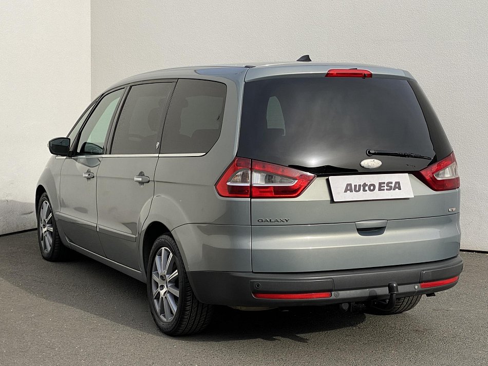 Ford Galaxy 2.2 TDCi Ghia 7míst