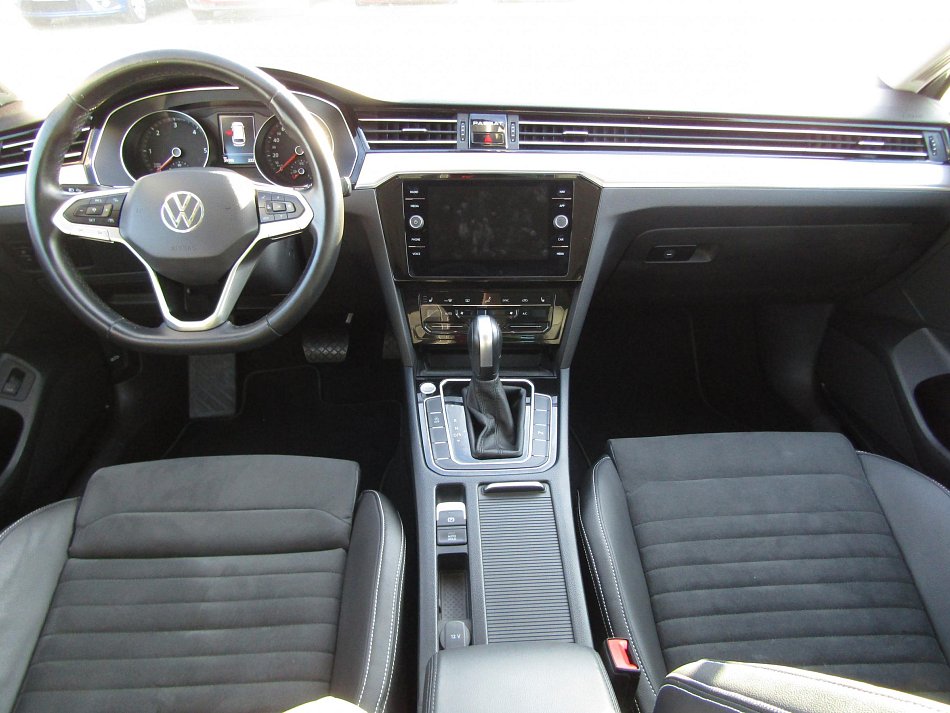 Volkswagen Passat 2.0 TDi Elegance