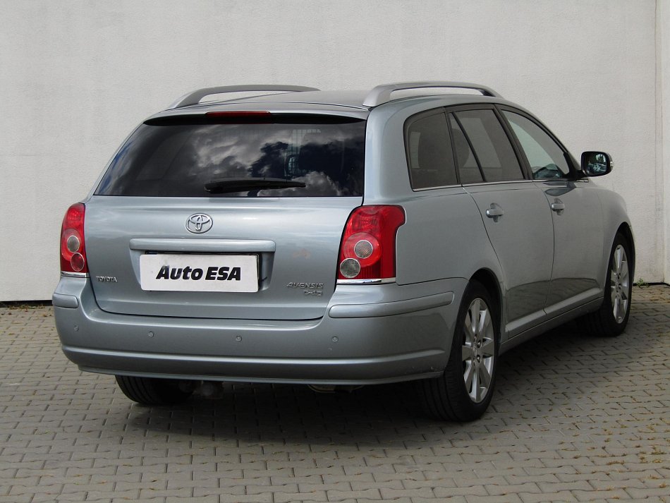 Toyota Avensis 2.2 D4D 