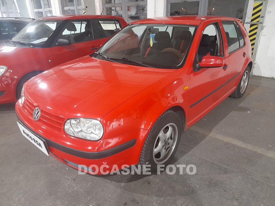 Volkswagen Golf 1.4 