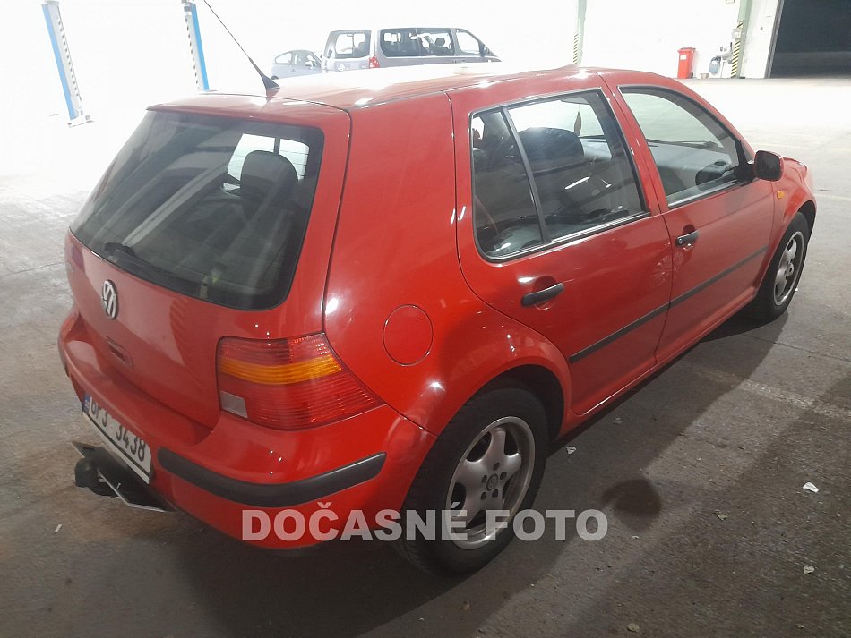 Volkswagen Golf 1.4 