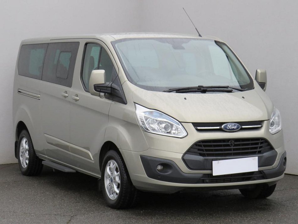 Ford Tourneo Custom 2.2TDCi Limited