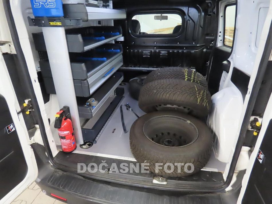 Fiat Dobló cargo 1.3MJT  SORTIMO