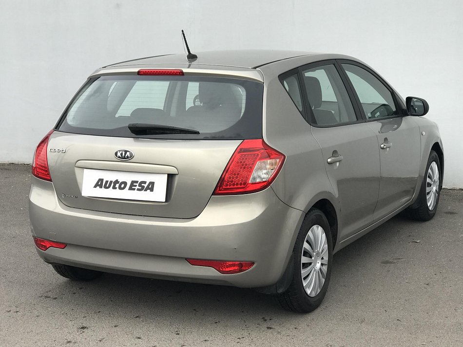 Kia Ceed 1.4i 