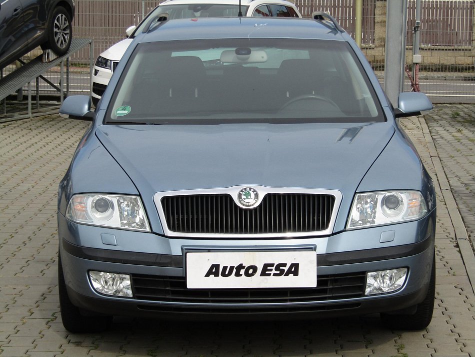 Škoda Octavia II 2.0 FSi Elegance