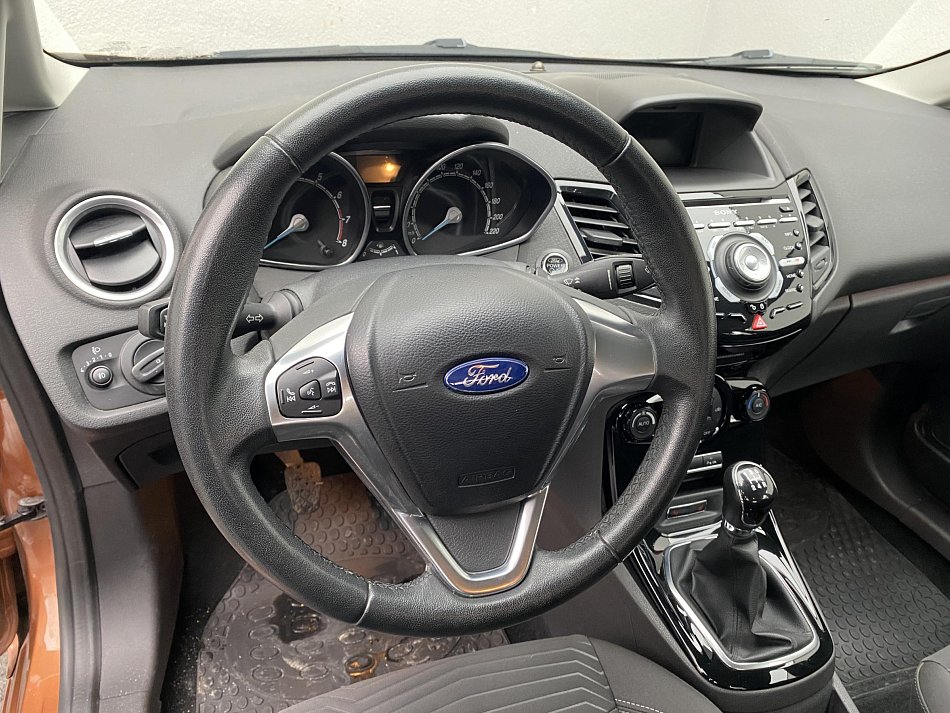 Ford Fiesta 1.0EB Titanium