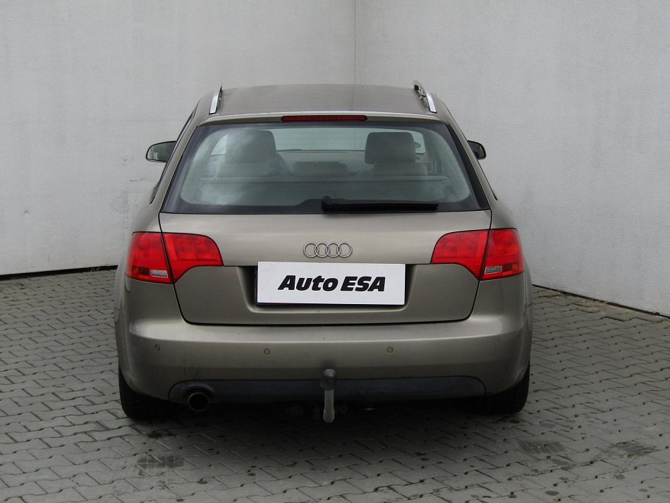 Audi A4 2.0i 