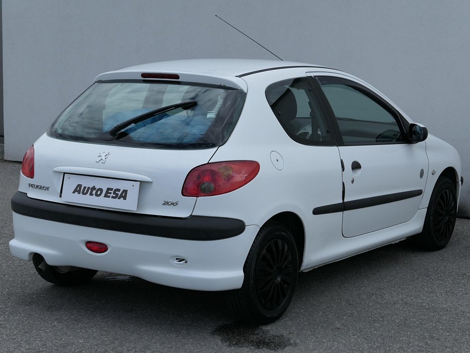 Peugeot 206 1.1i 