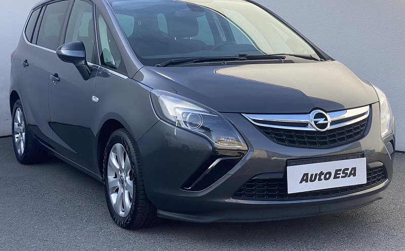 Opel Zafira 1.4T  7míst