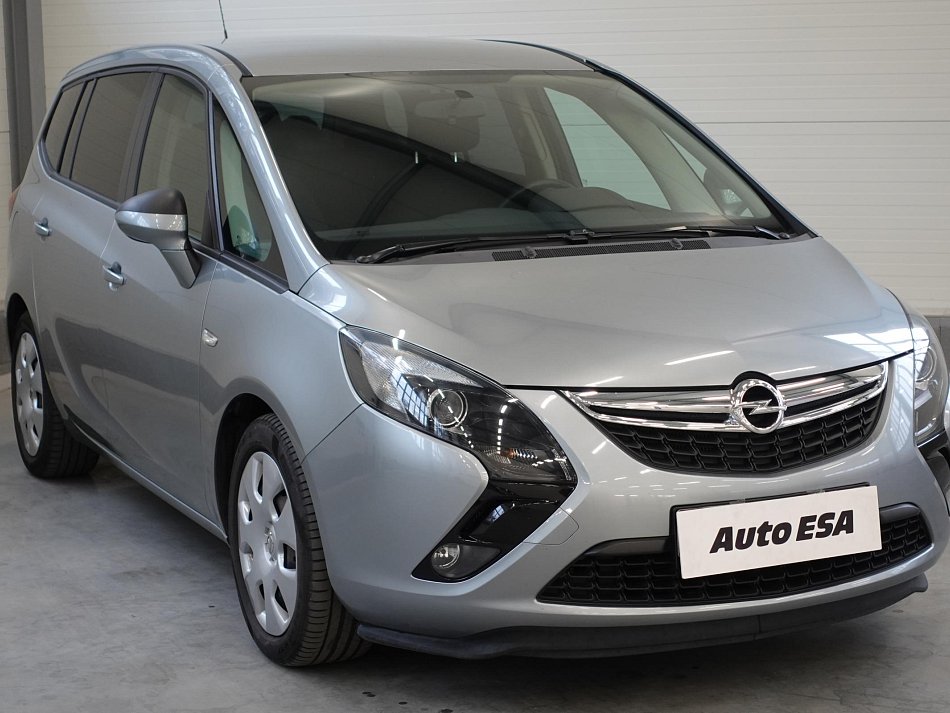 Opel Zafira 1.4 i 