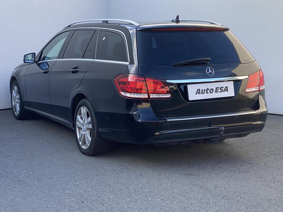 Mercedes-Benz Třída E 2.2 CDi  E200