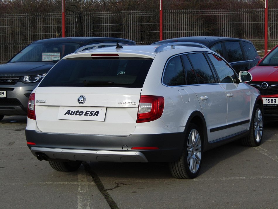 Škoda Superb II 2.0 TDi Elegance