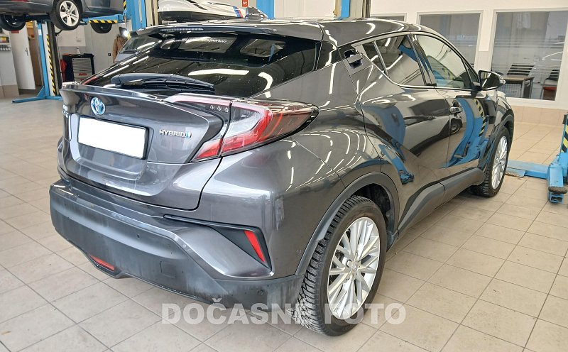 Toyota C-HR 1.8 i 