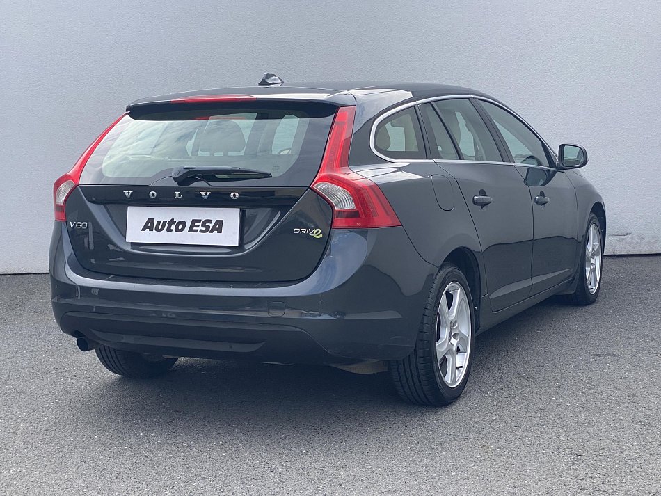 Volvo V60 1.6D 