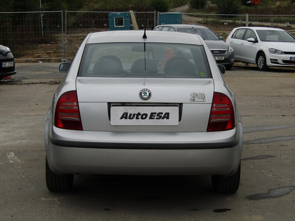 Škoda Superb 1.8T Comfort