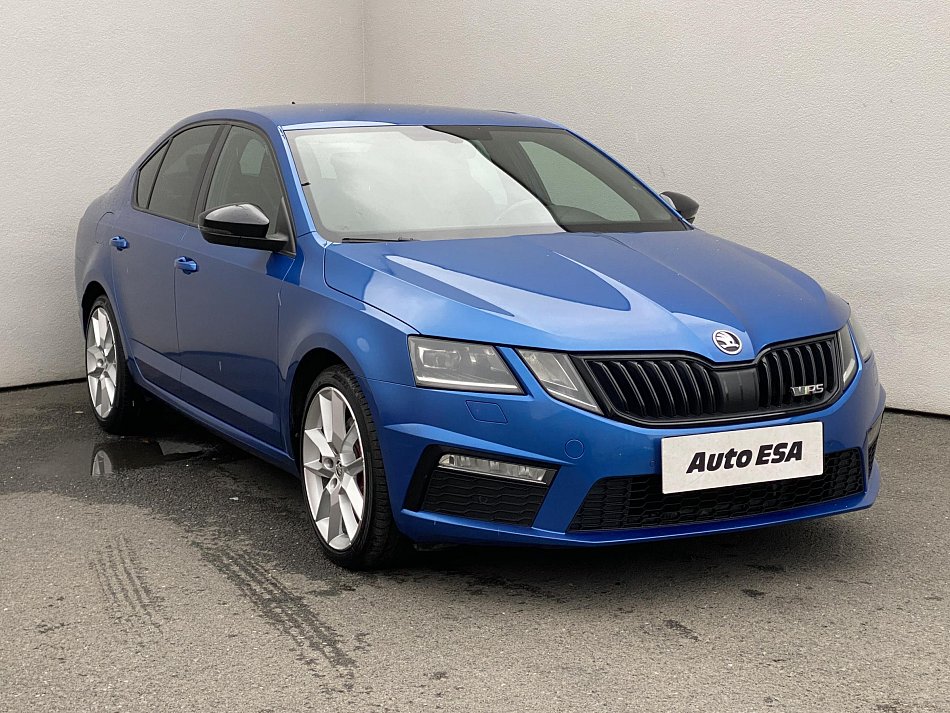 Škoda Octavia III 2.0 TDi RS