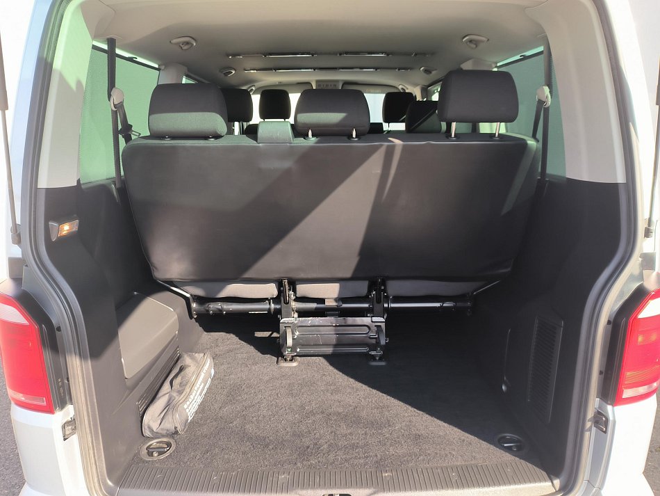 Volkswagen Caravelle 2.0TDi 