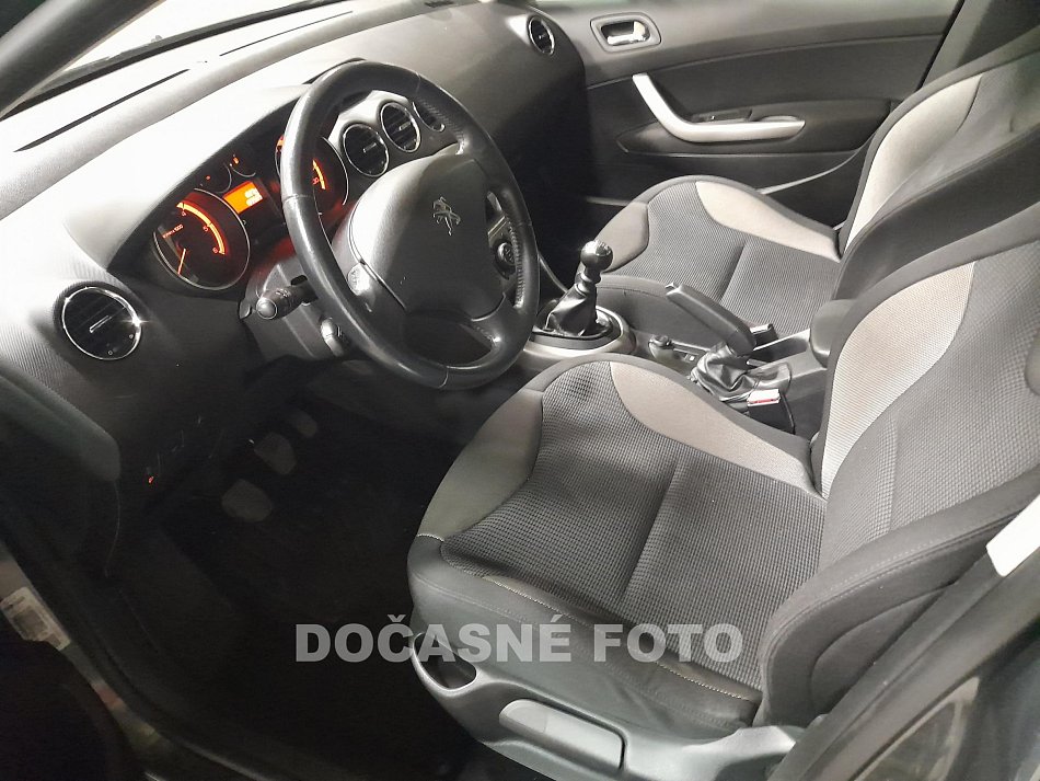 Peugeot 308 1.6 HDi 