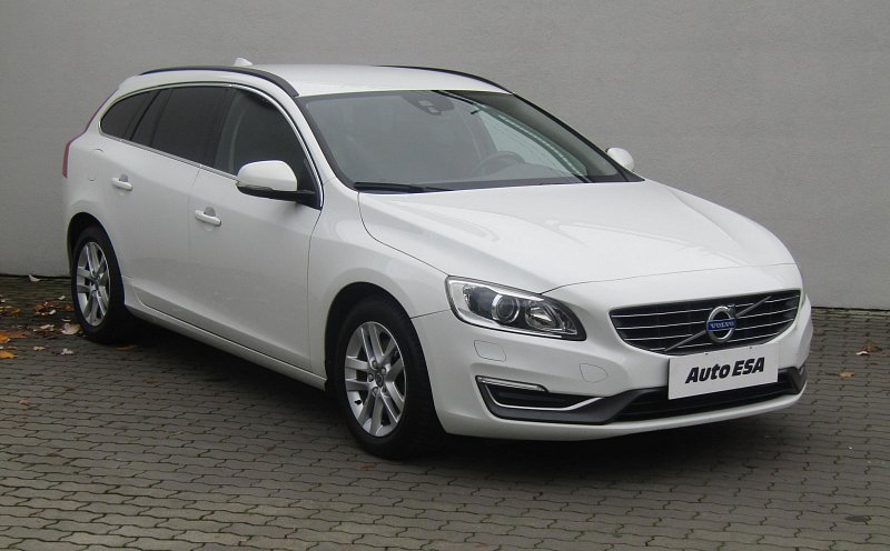 Volvo V60 2.0 D4 Momentum