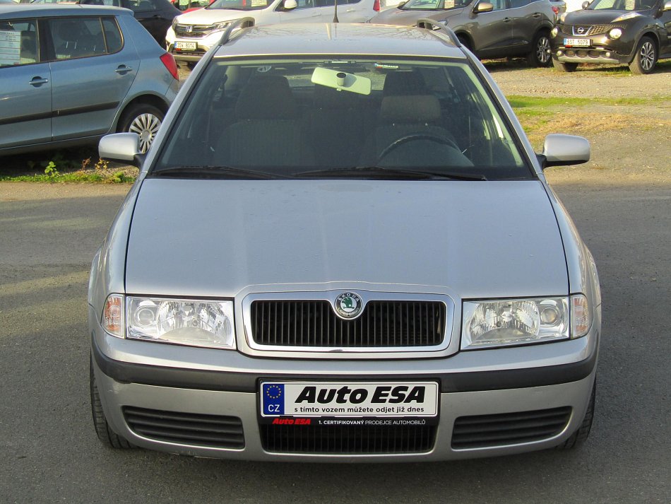 Škoda Octavia 1.6i Elegance