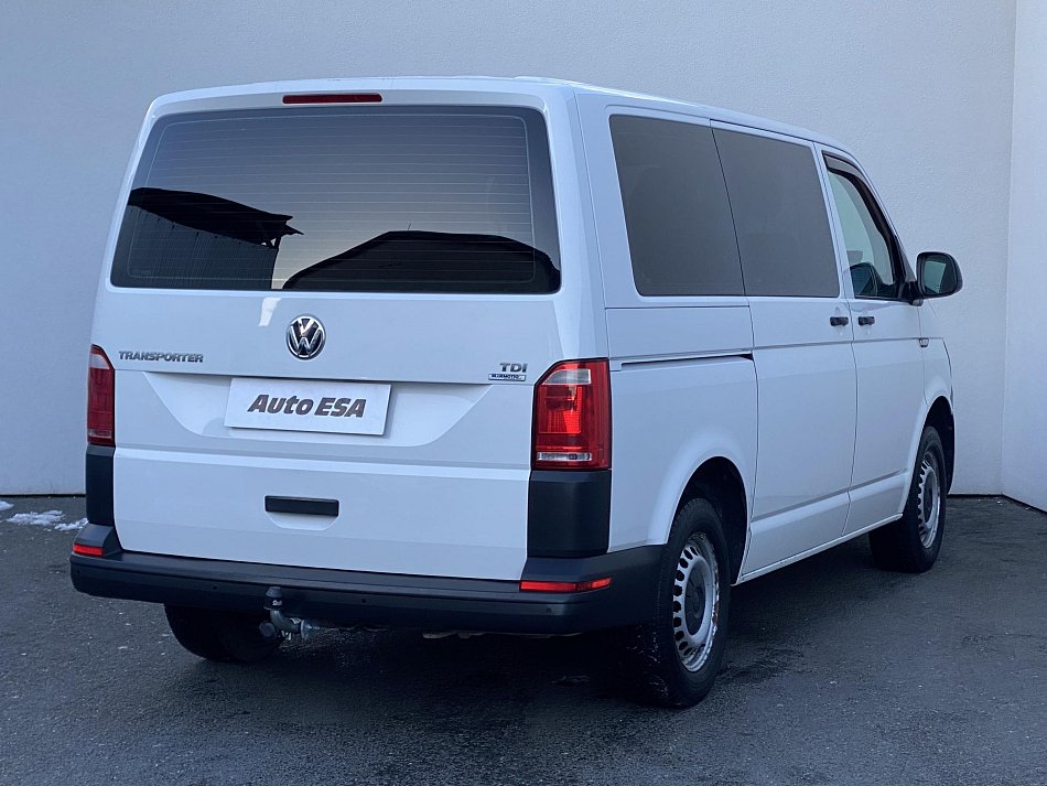 Volkswagen Transporter 2.0TDi  6míst