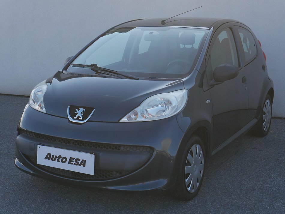 Peugeot 107 1.0i 