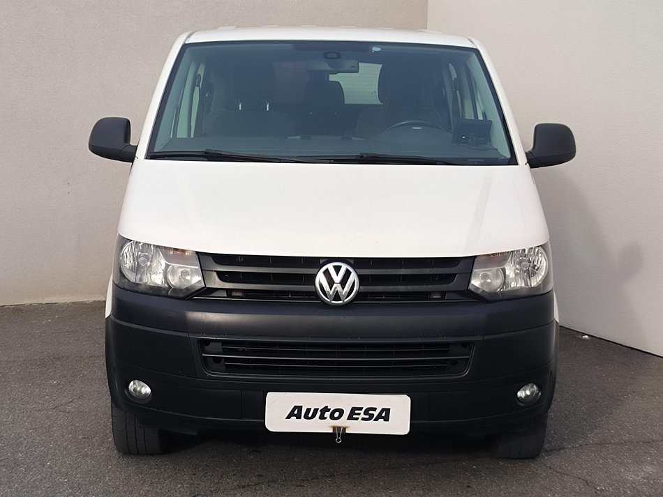 Volkswagen Transporter 2.0TDi  L2 5míst