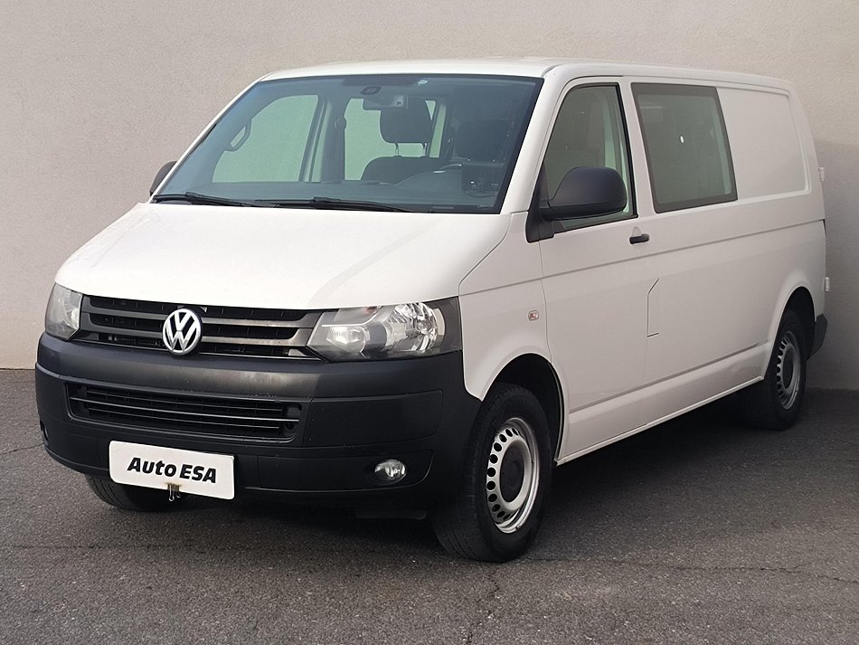 Volkswagen Transporter 2.0TDi  L2 5míst