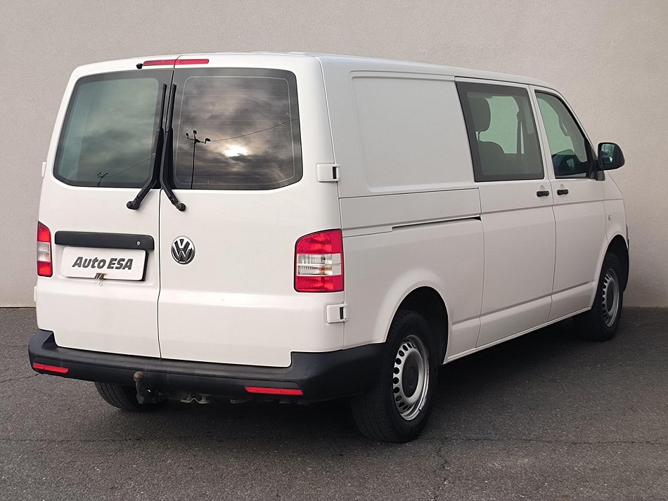 Volkswagen Transporter 2.0TDi  L2 5míst