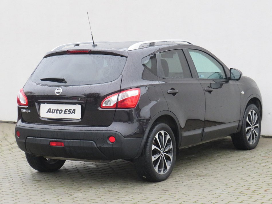 Nissan Qashqai 1.6 i 