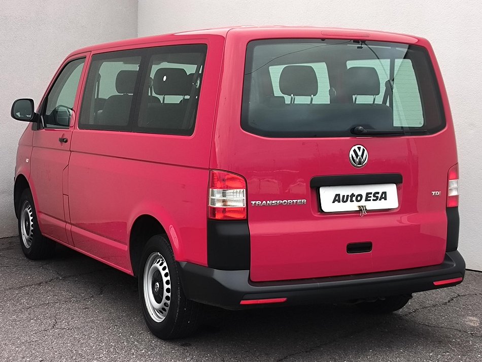 Volkswagen Transporter 2.0TDi  9míst