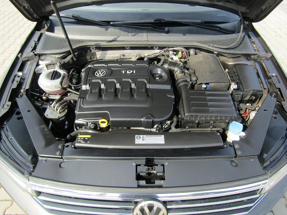 Volkswagen Passat 2.0TDi Highline