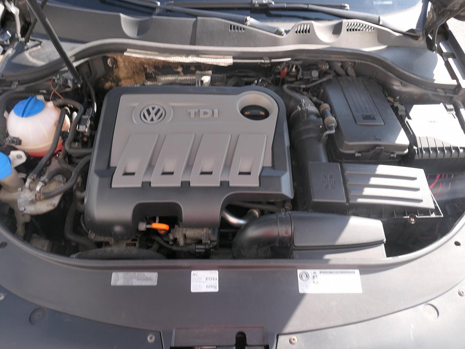 Volkswagen Passat 2.0 TDi 