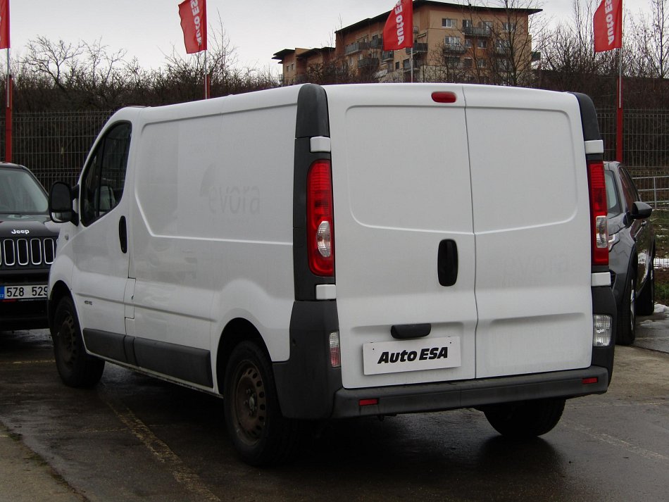 Renault Trafic 2.0dCi 