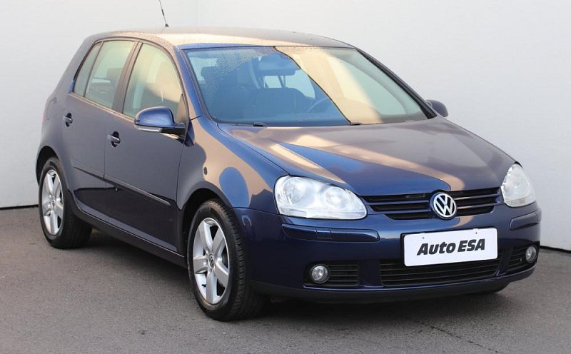 Volkswagen Golf 1.6 FSi 