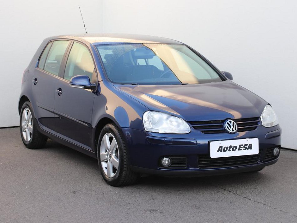 Volkswagen Golf 1.6 FSi 