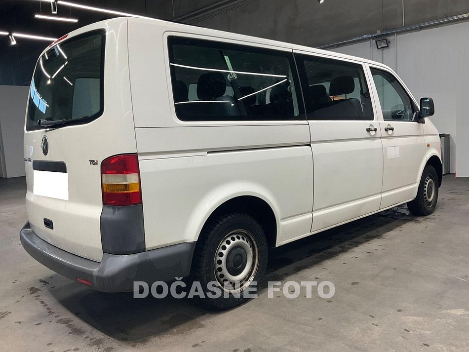 Volkswagen Transporter 1.9TDi  L2 9míst