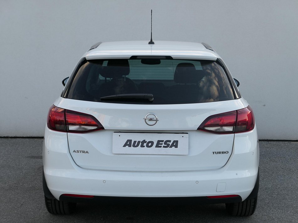 Opel Astra 1.4T 