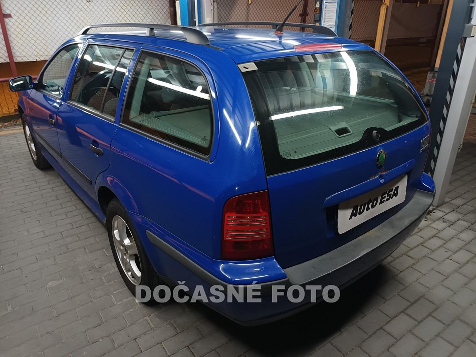 Škoda Octavia 1.6MPi SLX