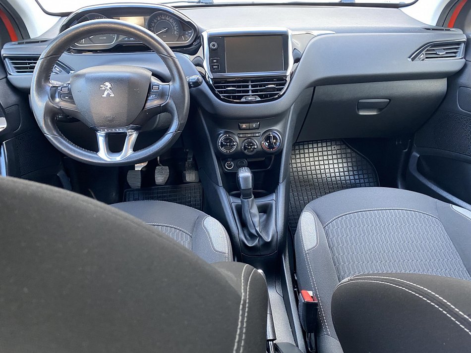 Peugeot 208 1.2PT 