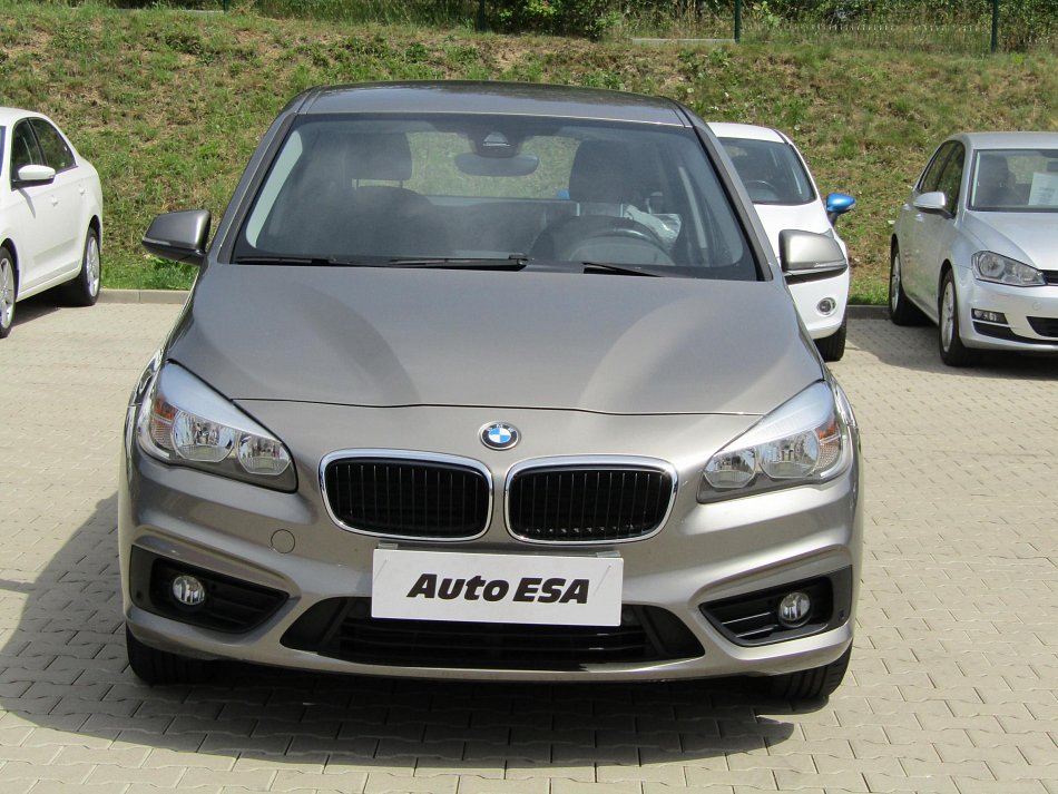 BMW Řada 2 1.5i  218i