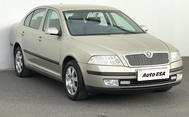 Škoda Octavia II 1.6i Ambiente