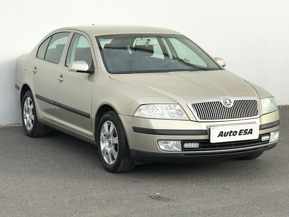 Škoda Octavia II 1.6i Ambiente